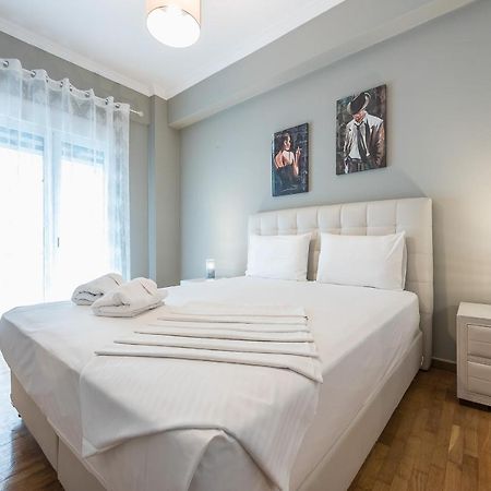 Modern City Apartment By Cloudkeys Atina Dış mekan fotoğraf