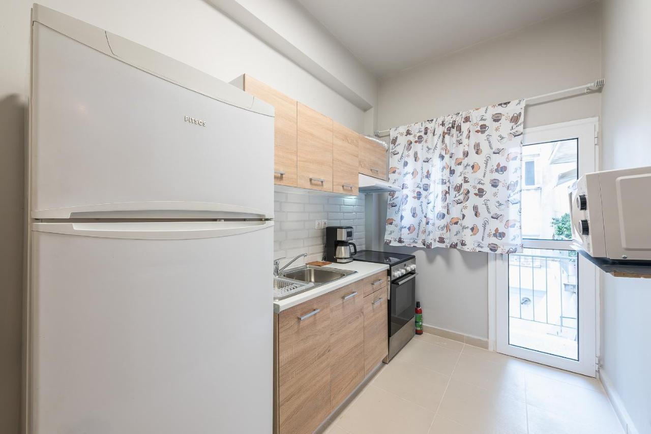 Modern City Apartment By Cloudkeys Atina Dış mekan fotoğraf