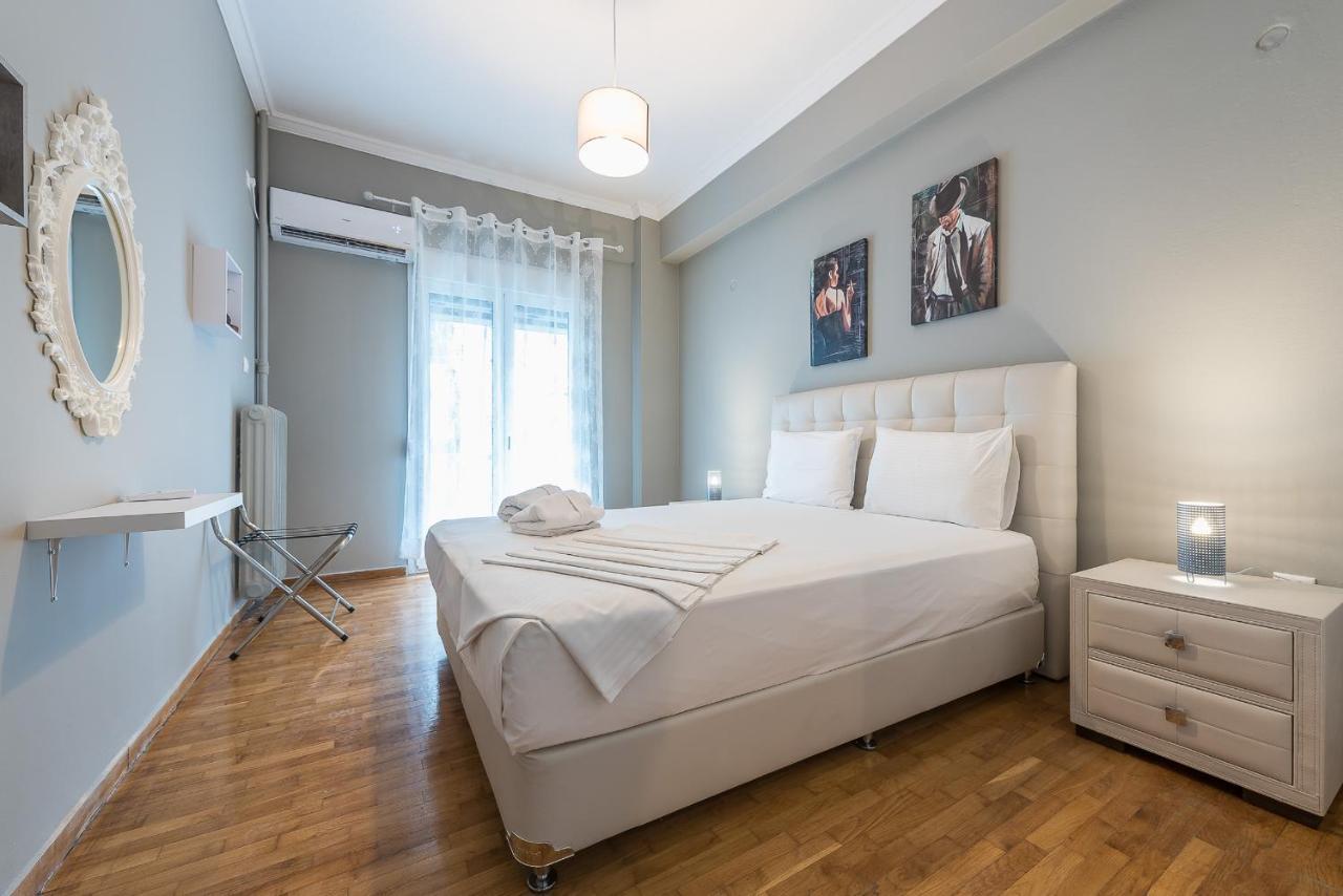 Modern City Apartment By Cloudkeys Atina Dış mekan fotoğraf