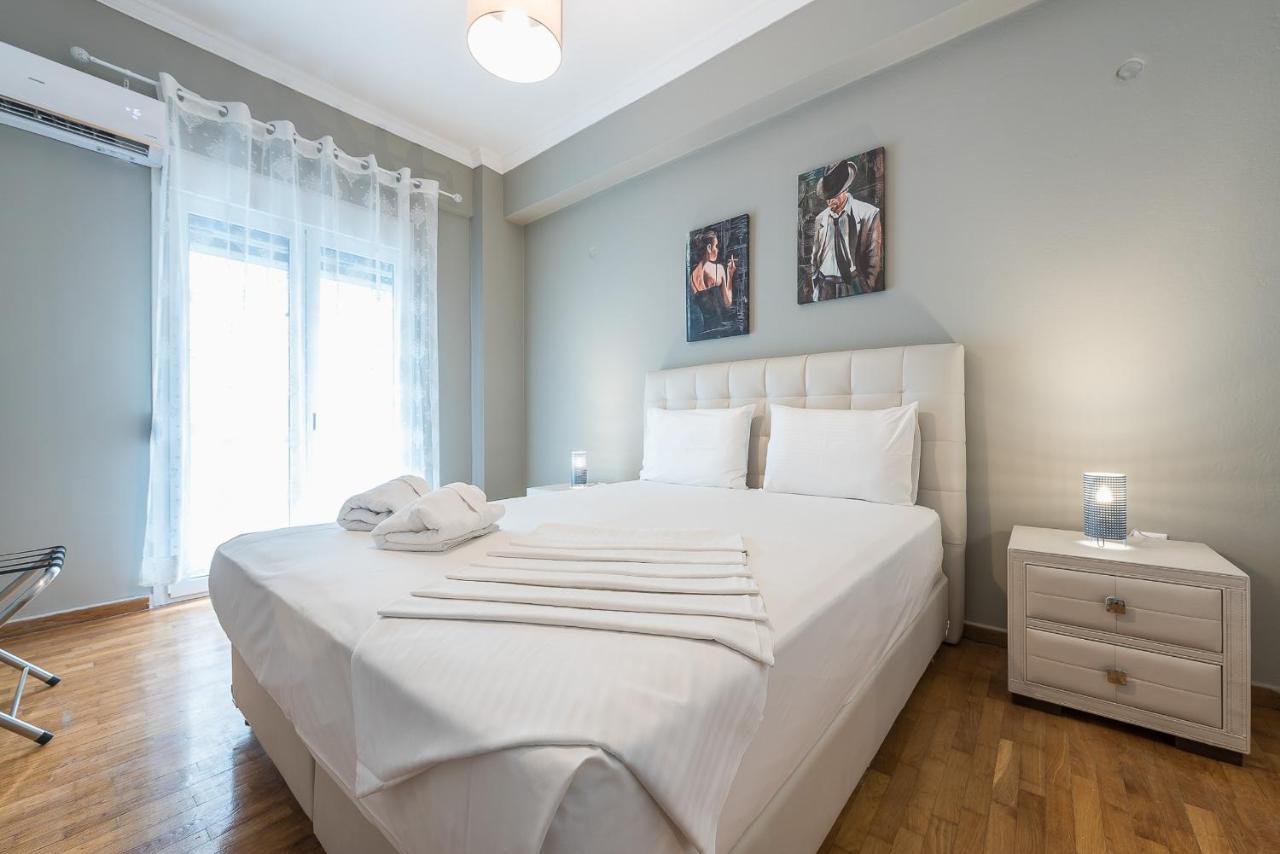 Modern City Apartment By Cloudkeys Atina Dış mekan fotoğraf
